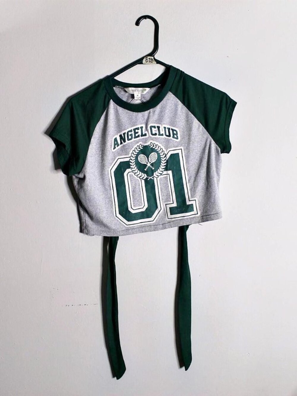 PARTIAL BACKLESS GRAPHIC CROP TOP WITH TIE BACK
